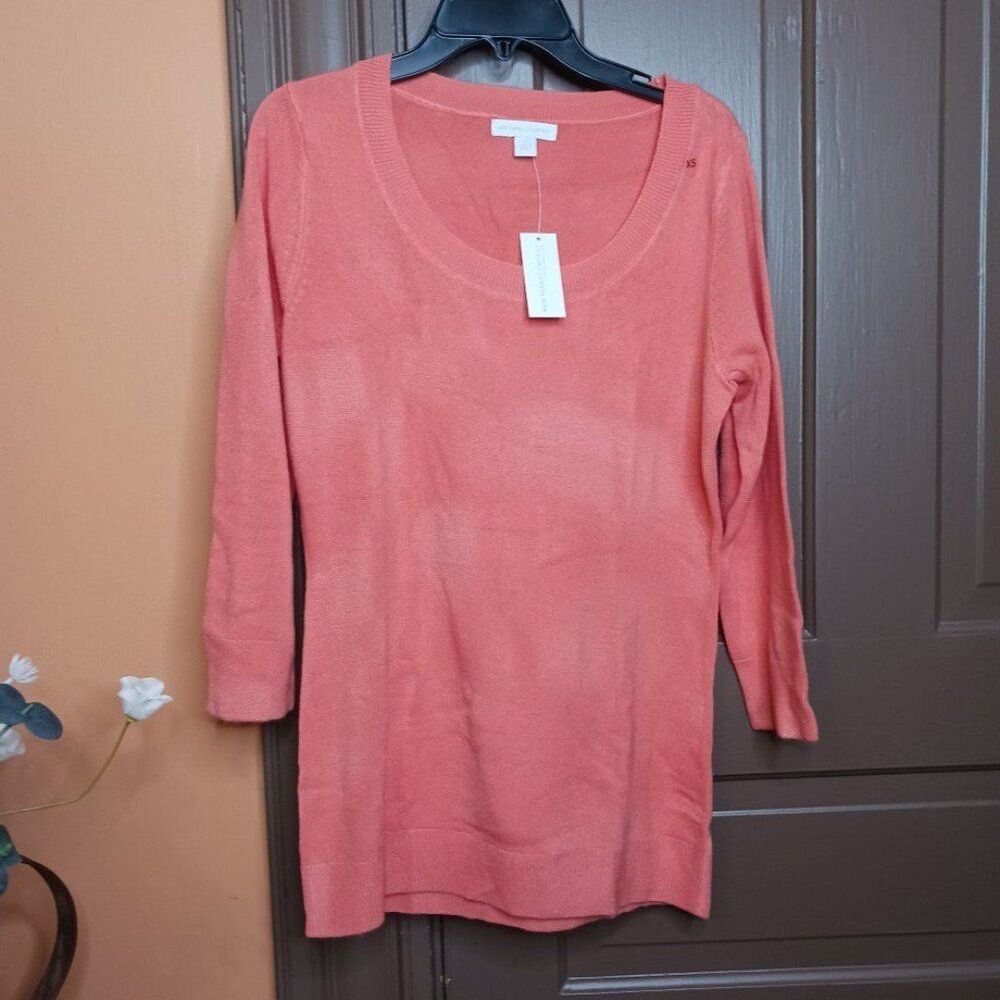 New York & Company Women's XS Orange Color Acrylic Sweater Top Blouse